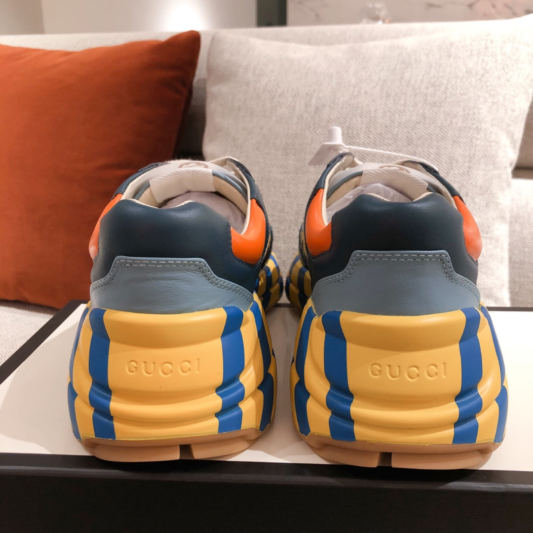 GU Sneakers Low
