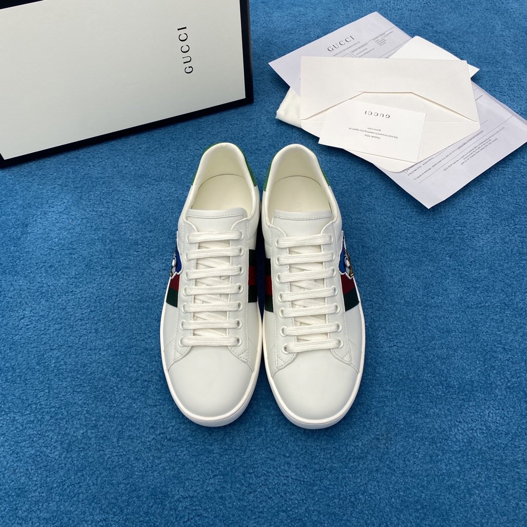 GU Sneakers Duck