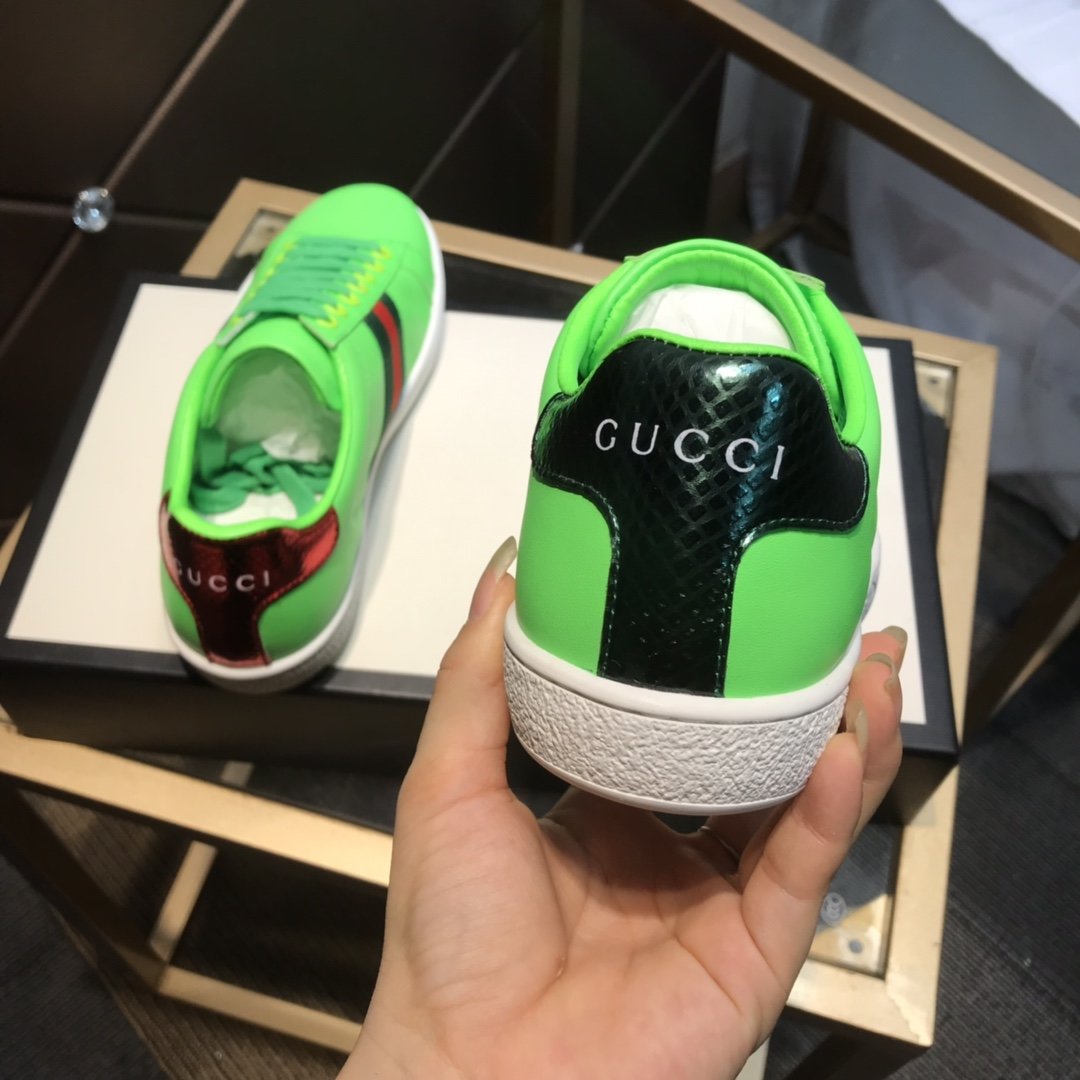 GU Sneakers Green