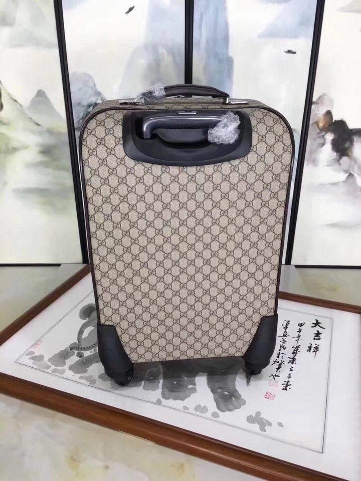 GU Rolling Luggage Bag 2 Sizes