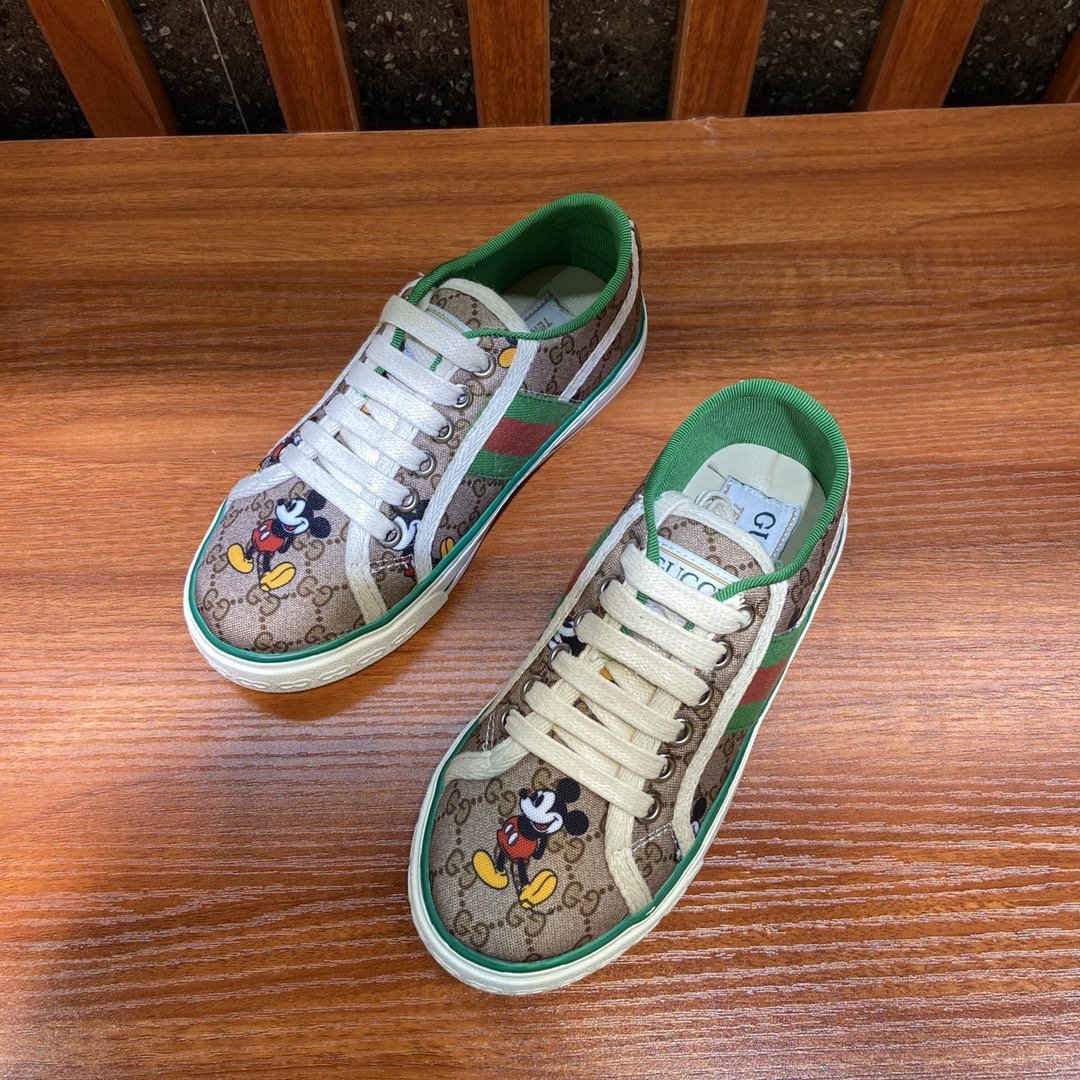 GU Kids Sneakers