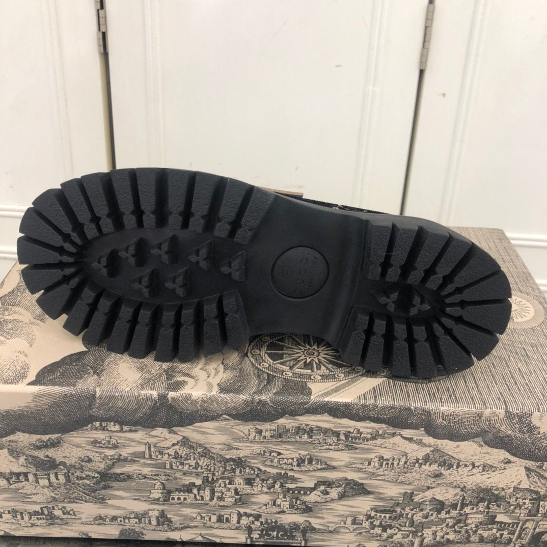 GU Shoes Black