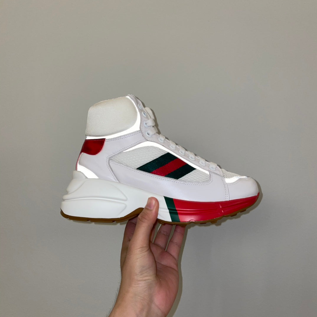 GU Sneakers Rhyton High
