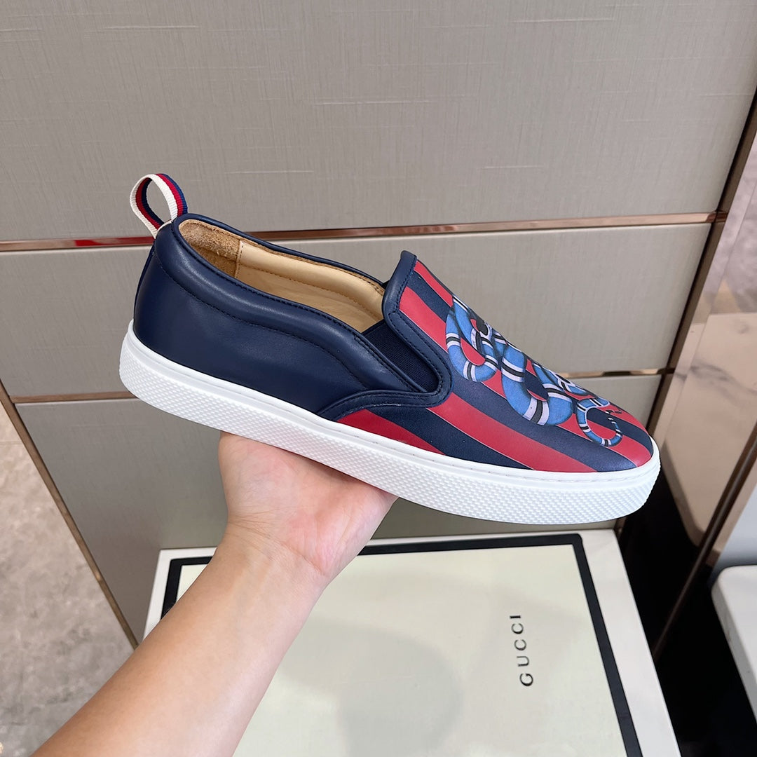 GU Sneakers Slip on