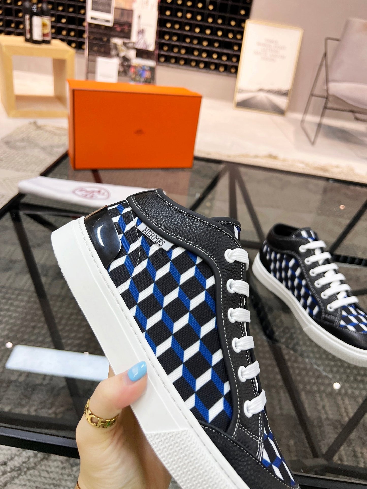 HRM Sneakers 2 Color 's