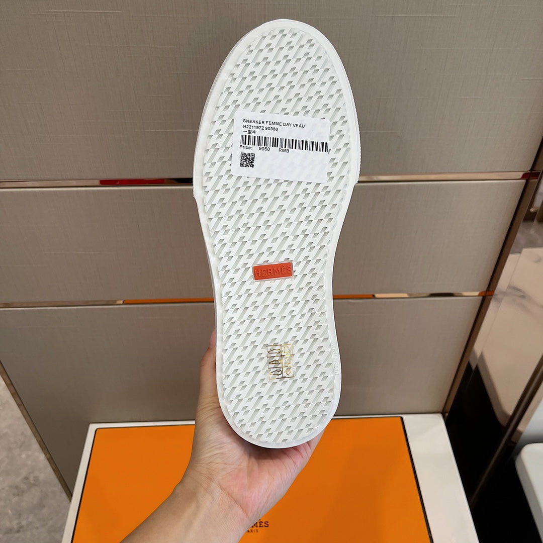 HRM Sneakers 2 Color 's