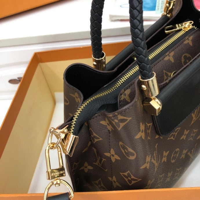 LU Bag Brown Black