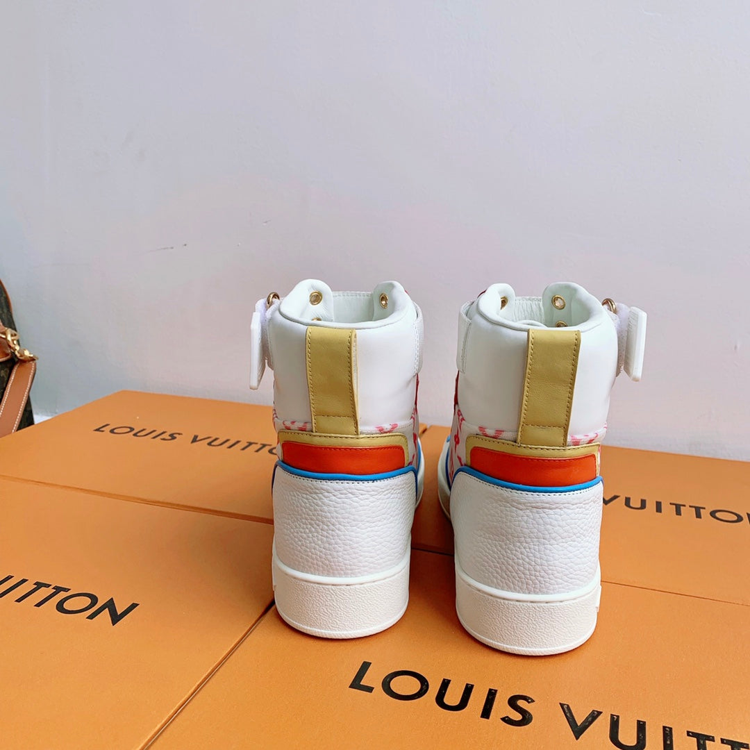 LU Boombox Trainers Sneakers High
