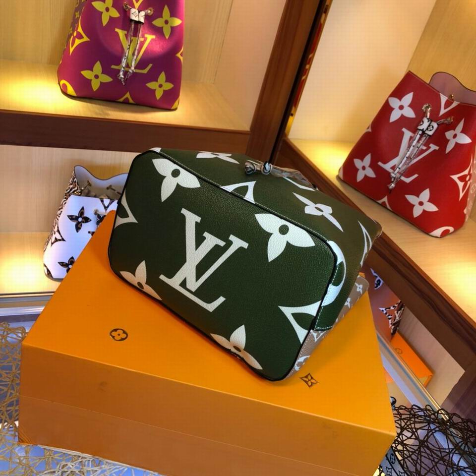 LU Neo Leather E Bag 2 Tone