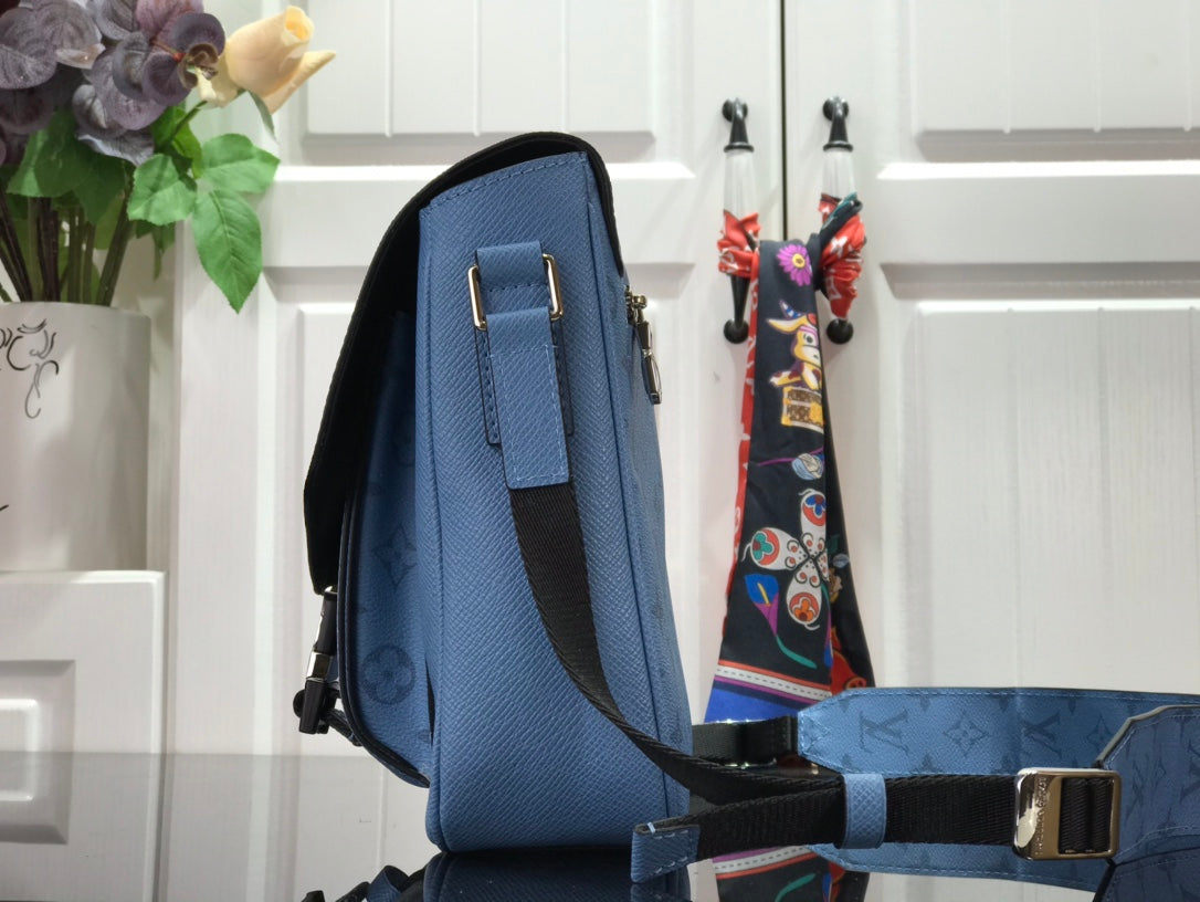 LU Bag Messenger 2 Color 's 28 cm
