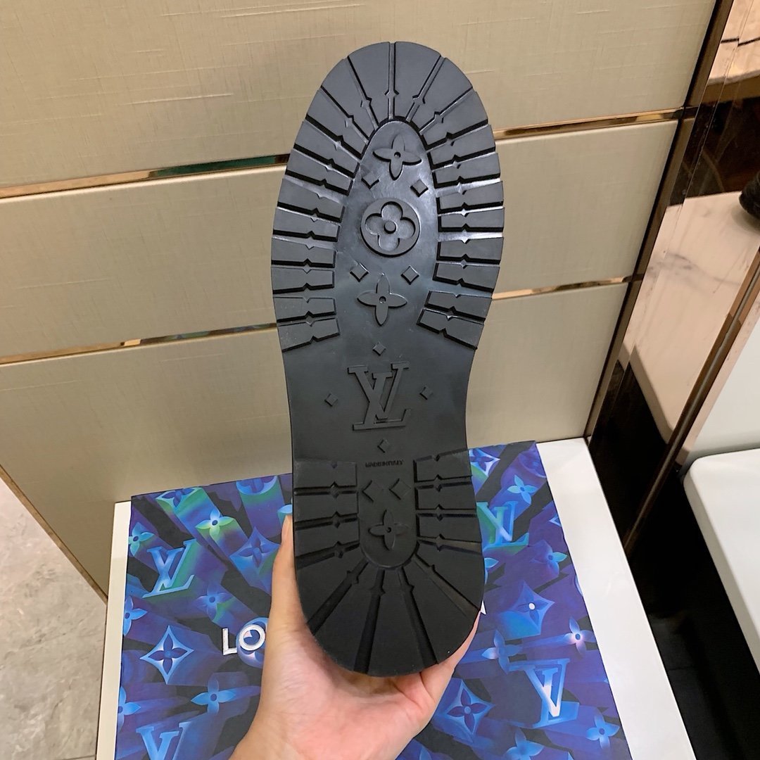 LU Boots Monogram