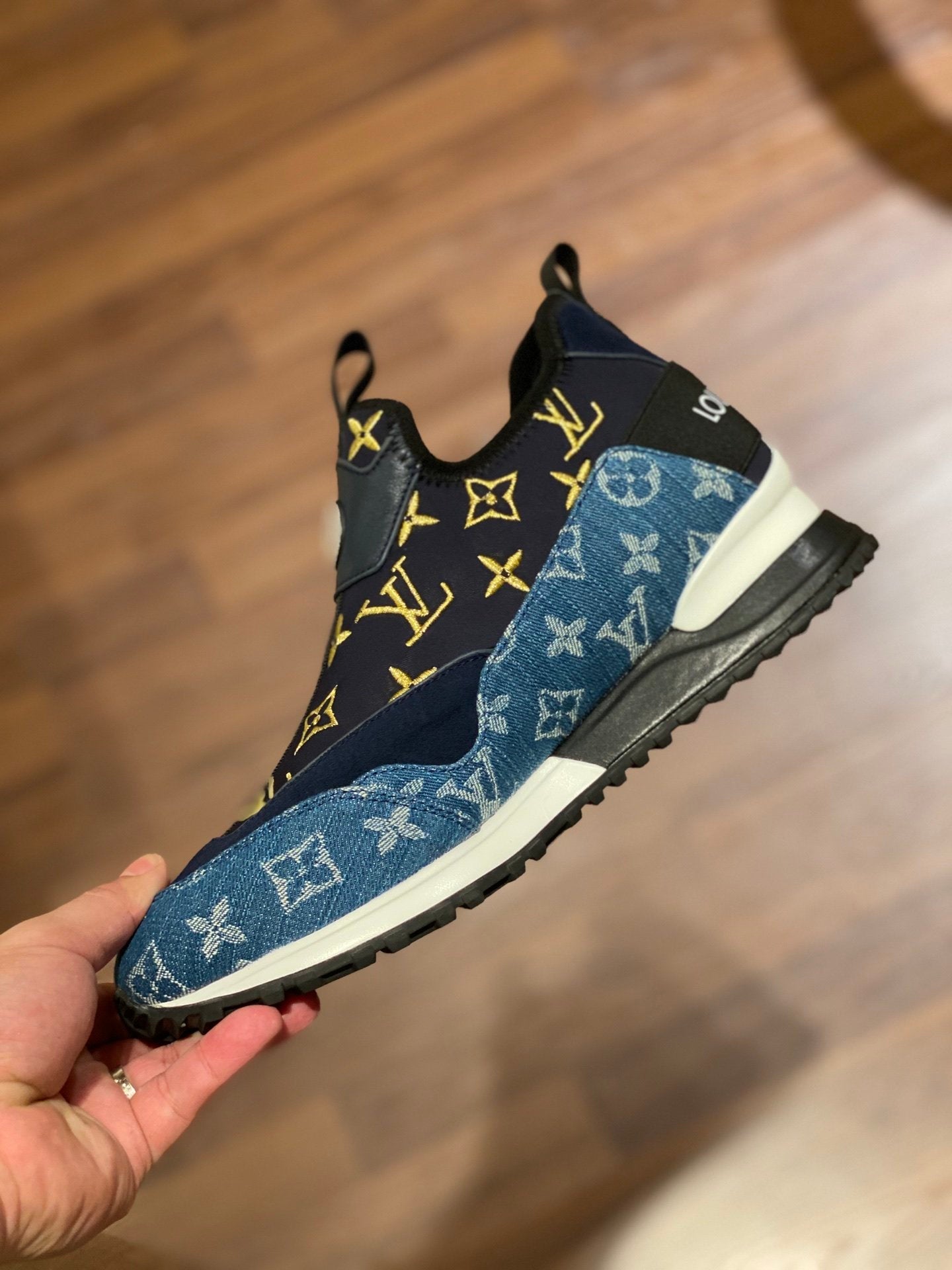 LU Sneakers Blue Black