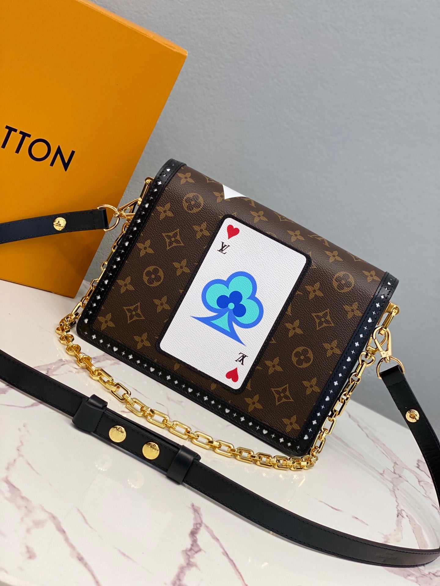 LU Bag Monogram