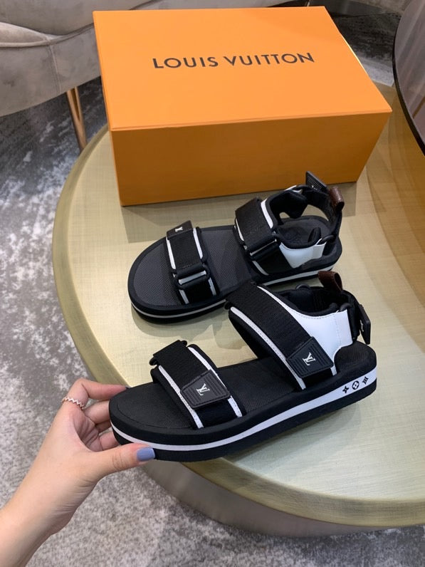 LU Slippers Sandals Arcade