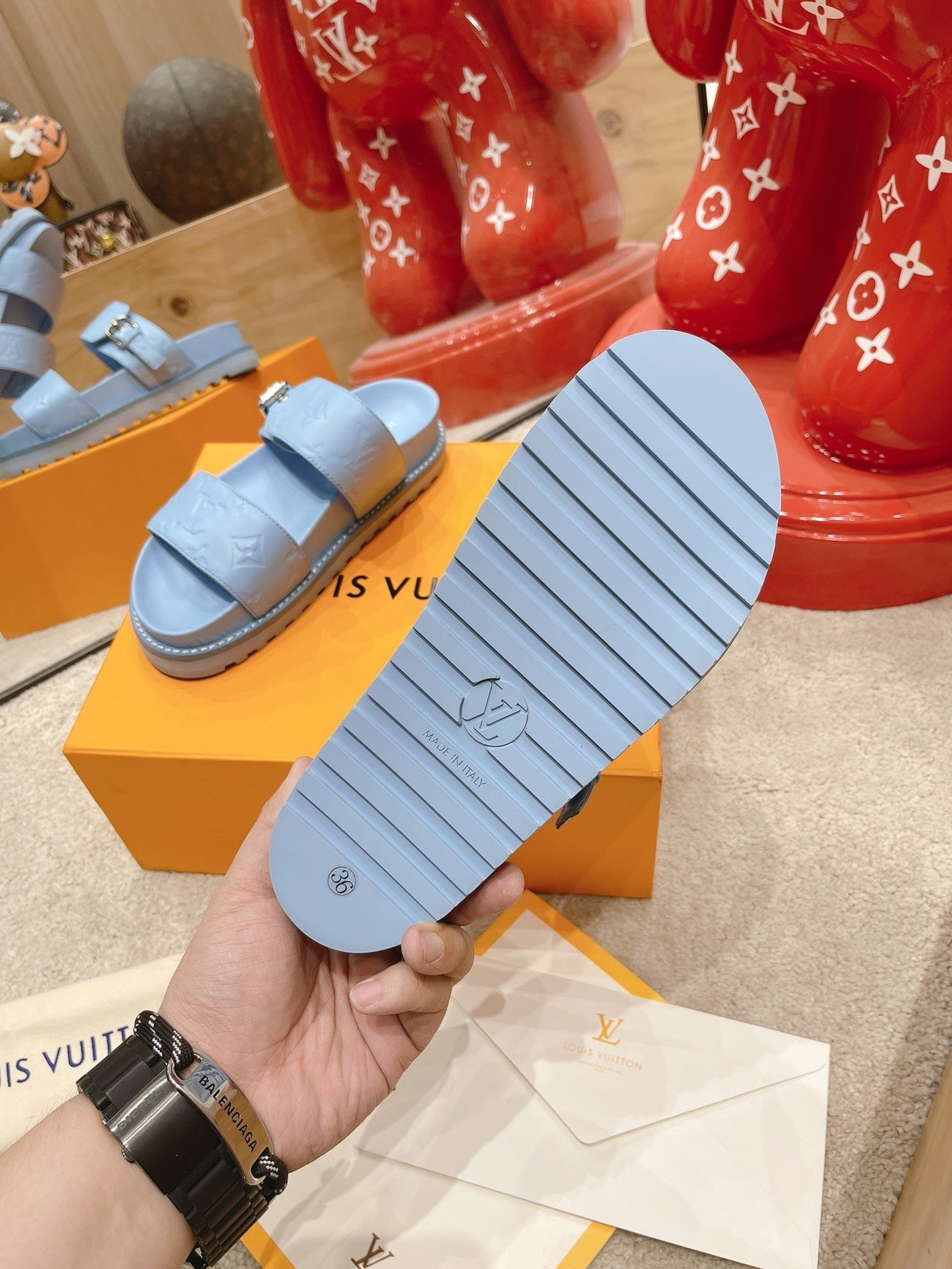 LU Slippers Flat 2 Color 's