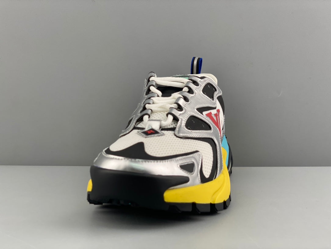 LU Sneakers Runner
