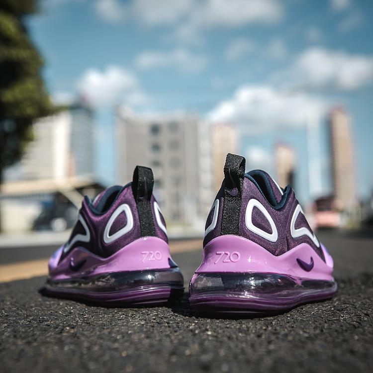 N*ke Sneakers 720 Purple