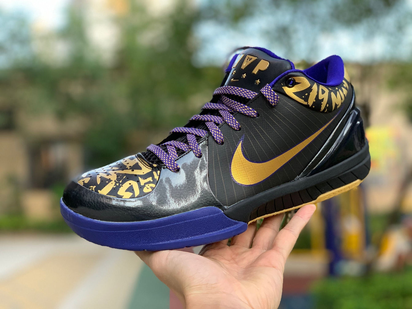 N*ke Max Zoom Sneakers Kobe