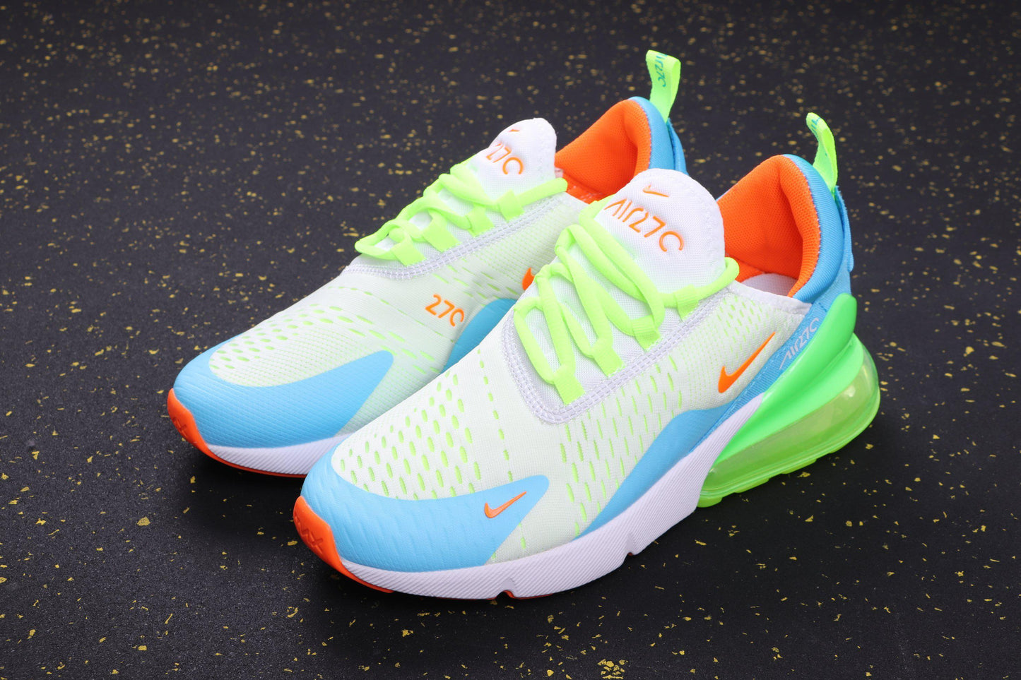 N*ke Max Sneakers 270