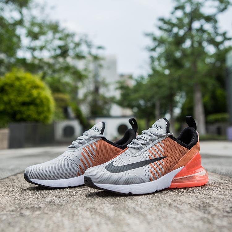 N*ke Max Sneakers 270