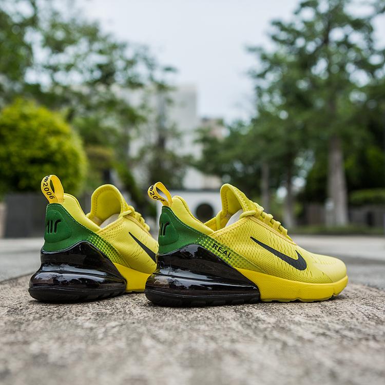 N*ke Sneakers 270 Yellow