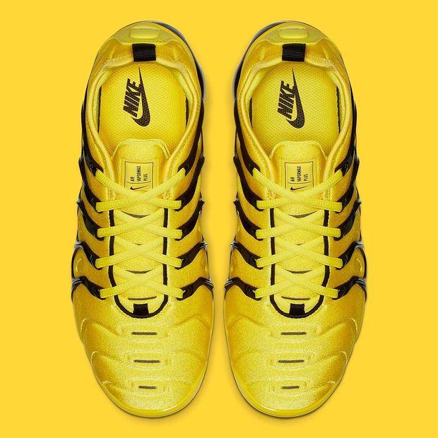 N*ke Max Vapor Sneakers Plus Yellow
