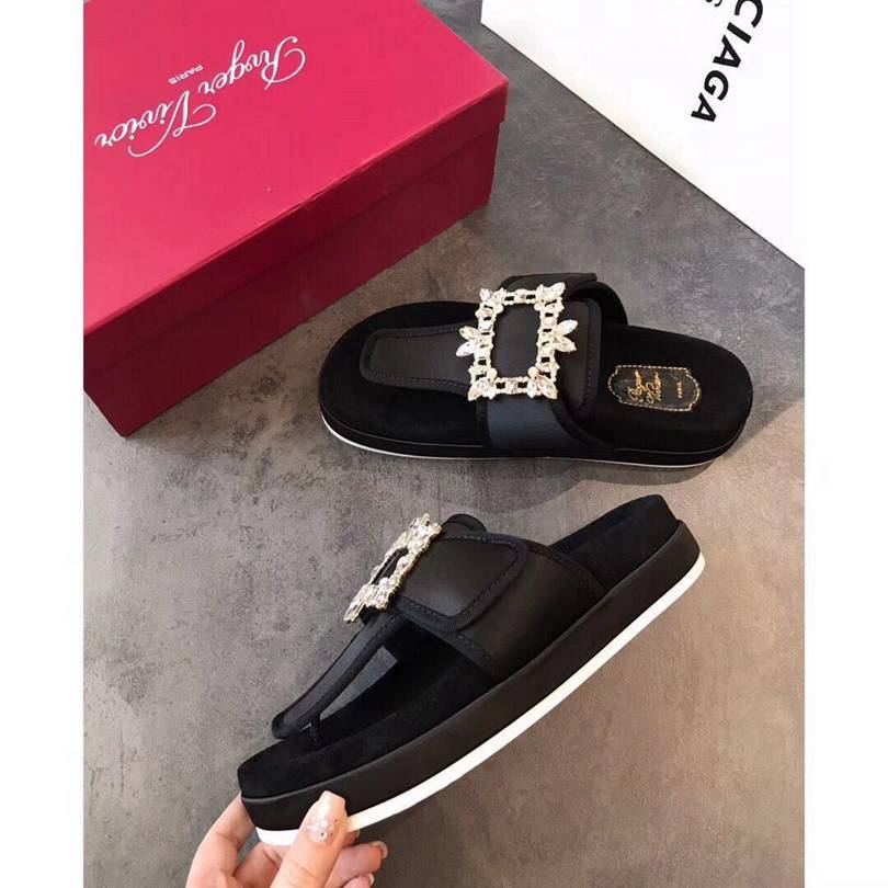 ROGER VI Slippers Sandals Black
