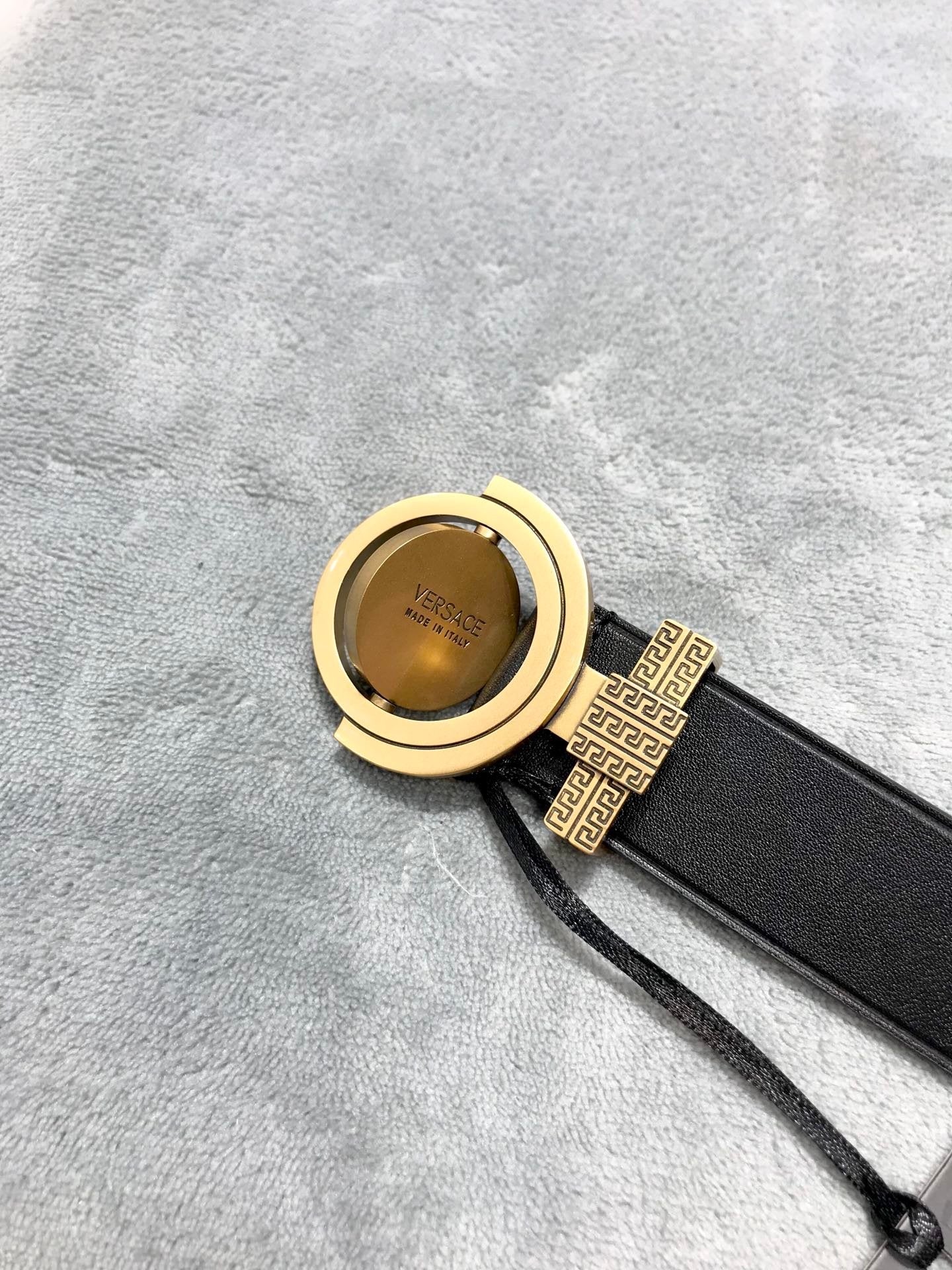VRC Leather Belt Gold