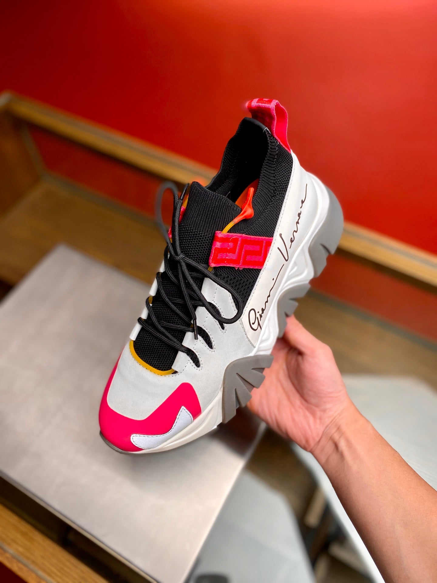 VRC Sneakers Run Away