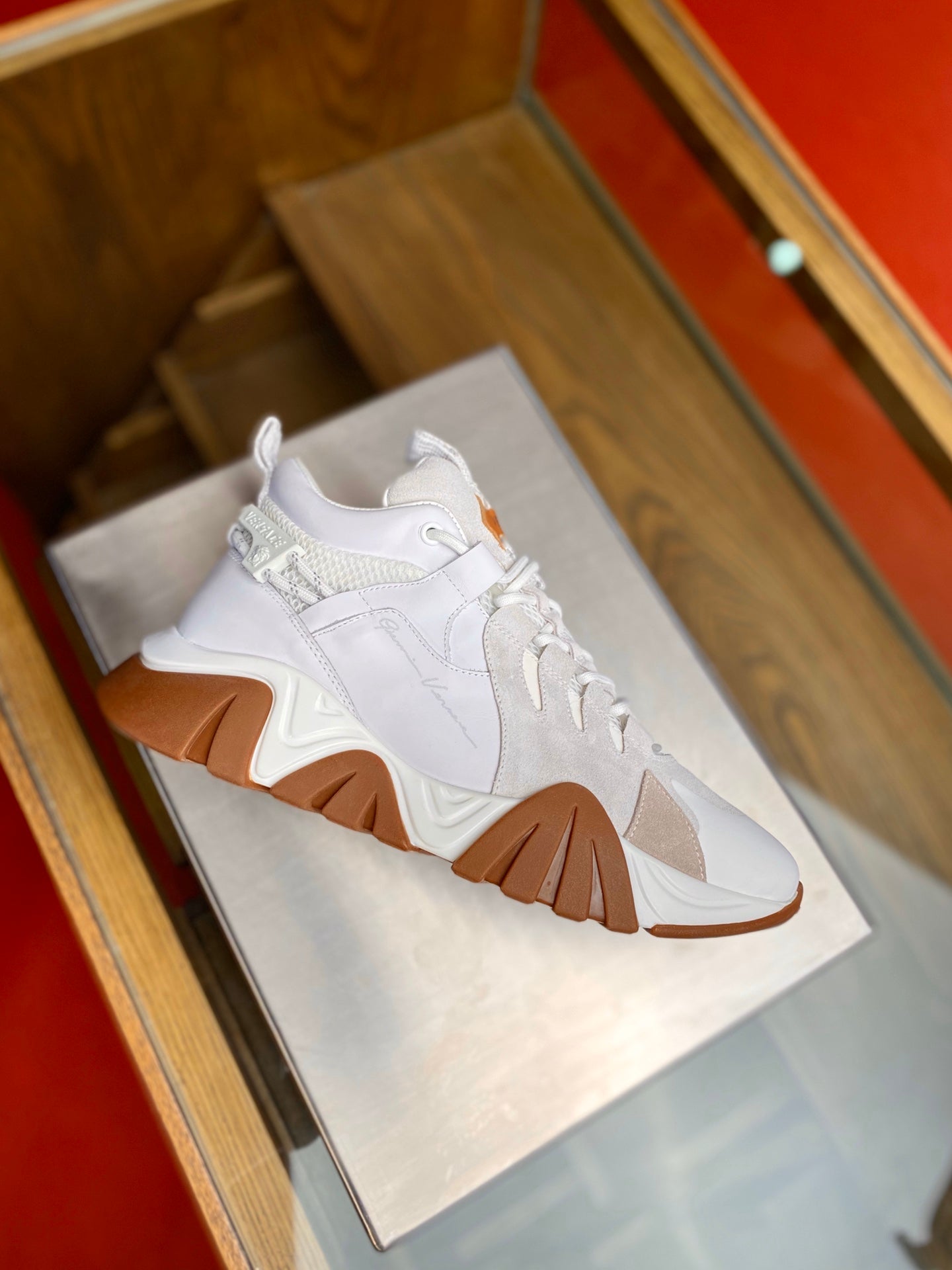 VRC Sneakers Run Away