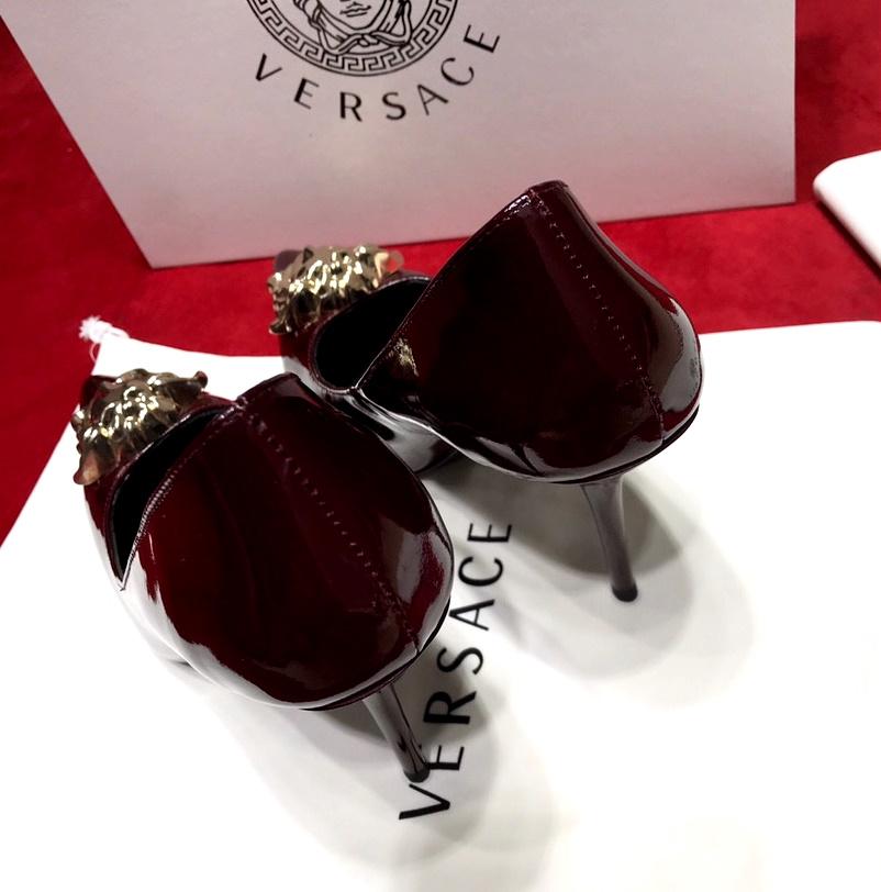 VRC Shoes Heels Black Varnished