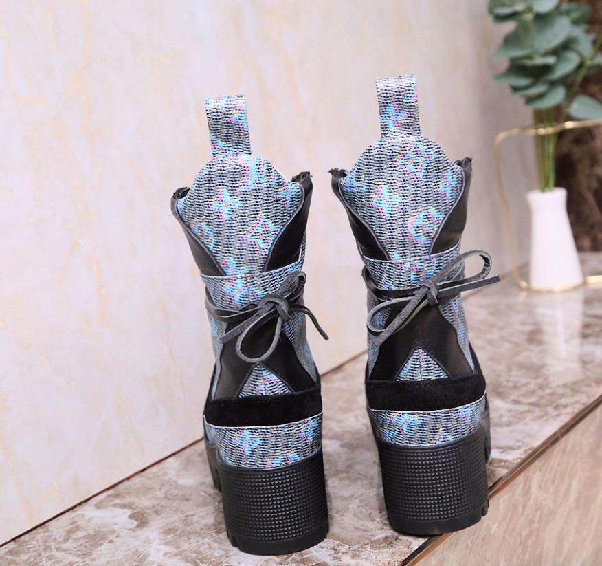 LU Boots Jeans Leather