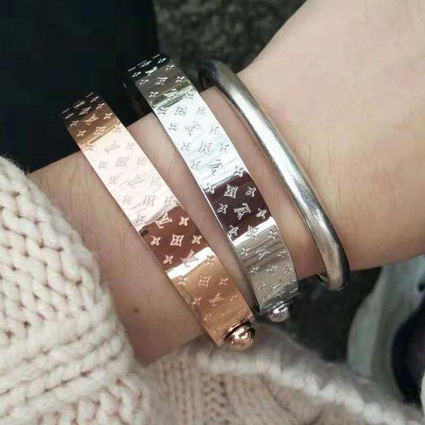LU Bracelet Clasp