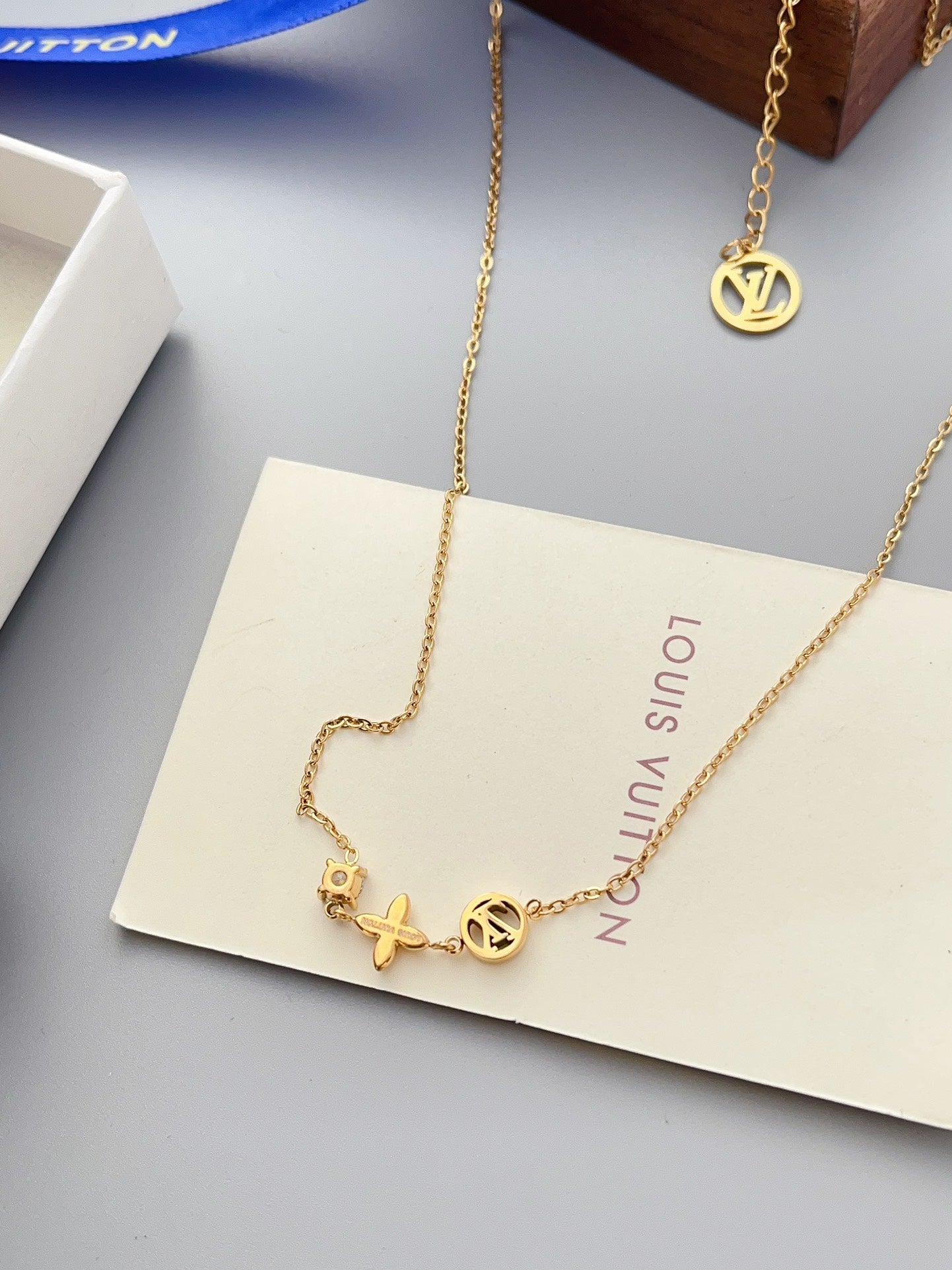 LU Necklace SALE-min order required