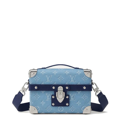 LU bag trunk