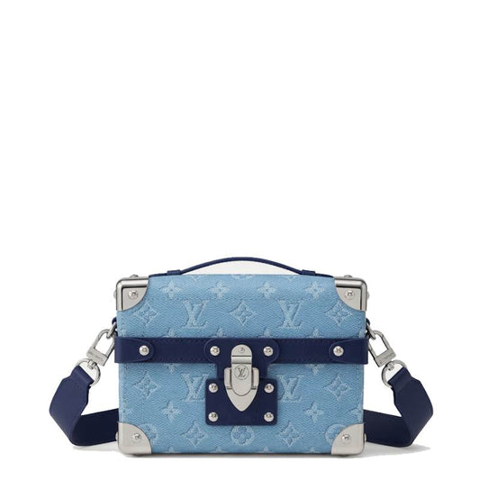 LU bag trunk