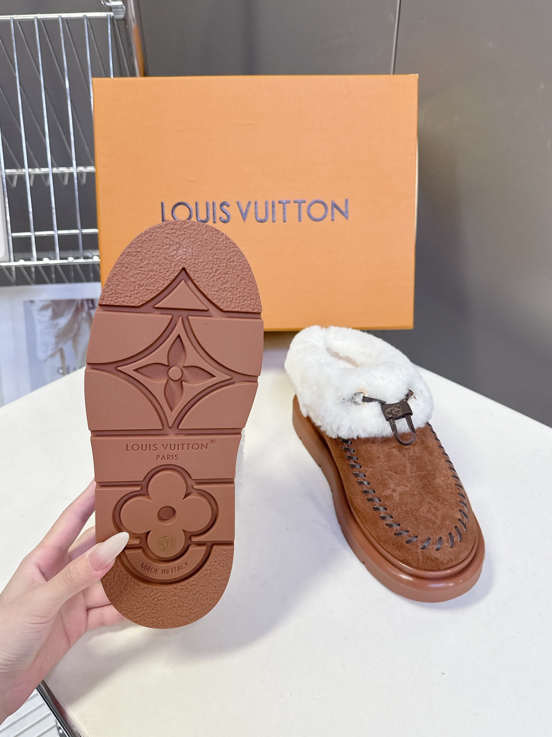LU x UGG Cortina Closed Mule Shearling sandal