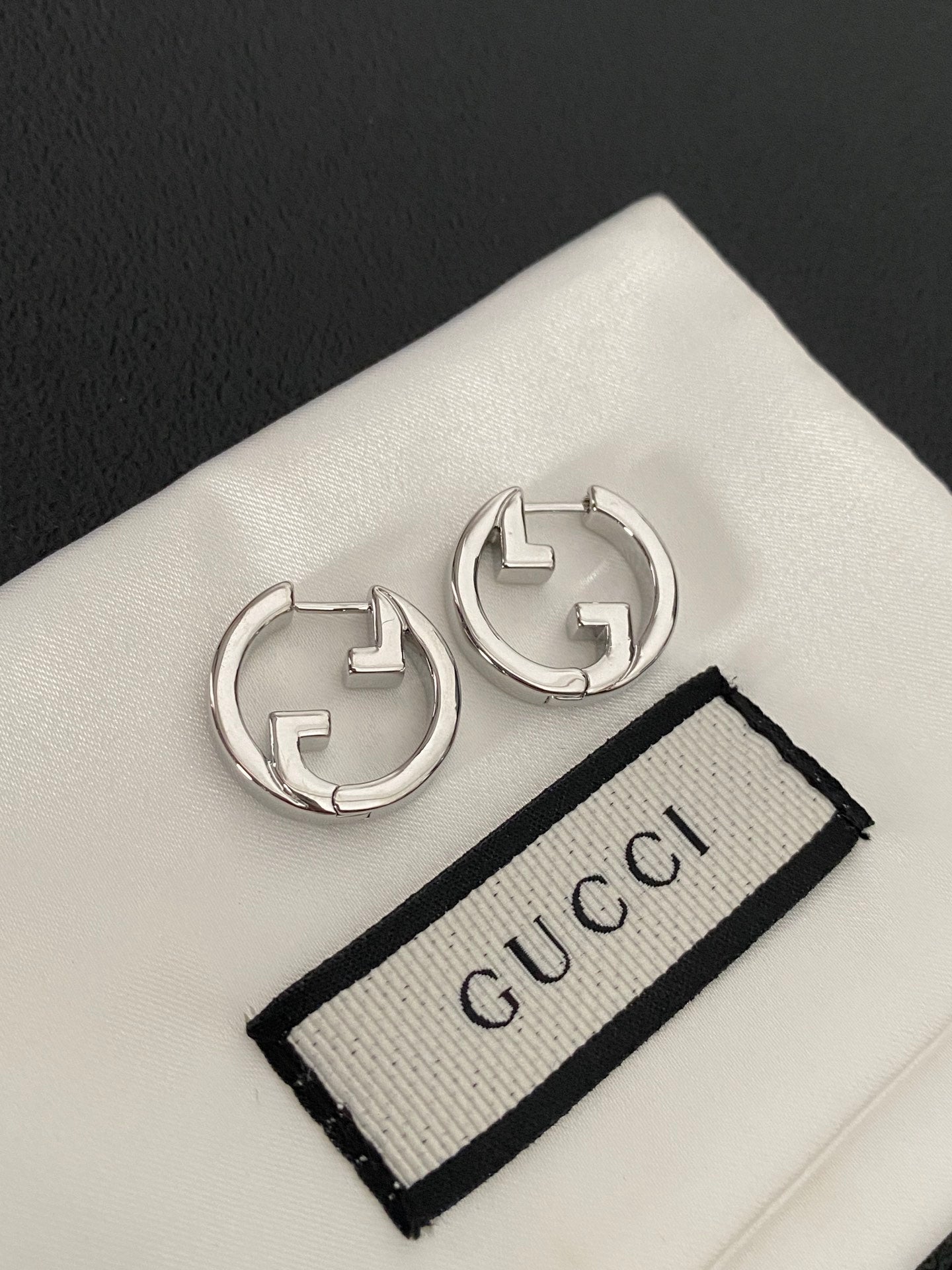 GU  Fashion earrings  SALE-min order required
