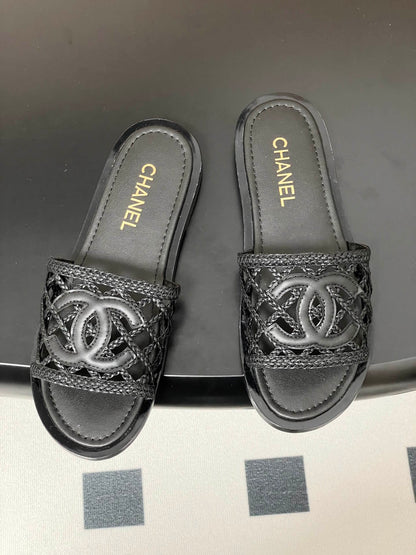 CHL  Slippers  2 Color's Woman