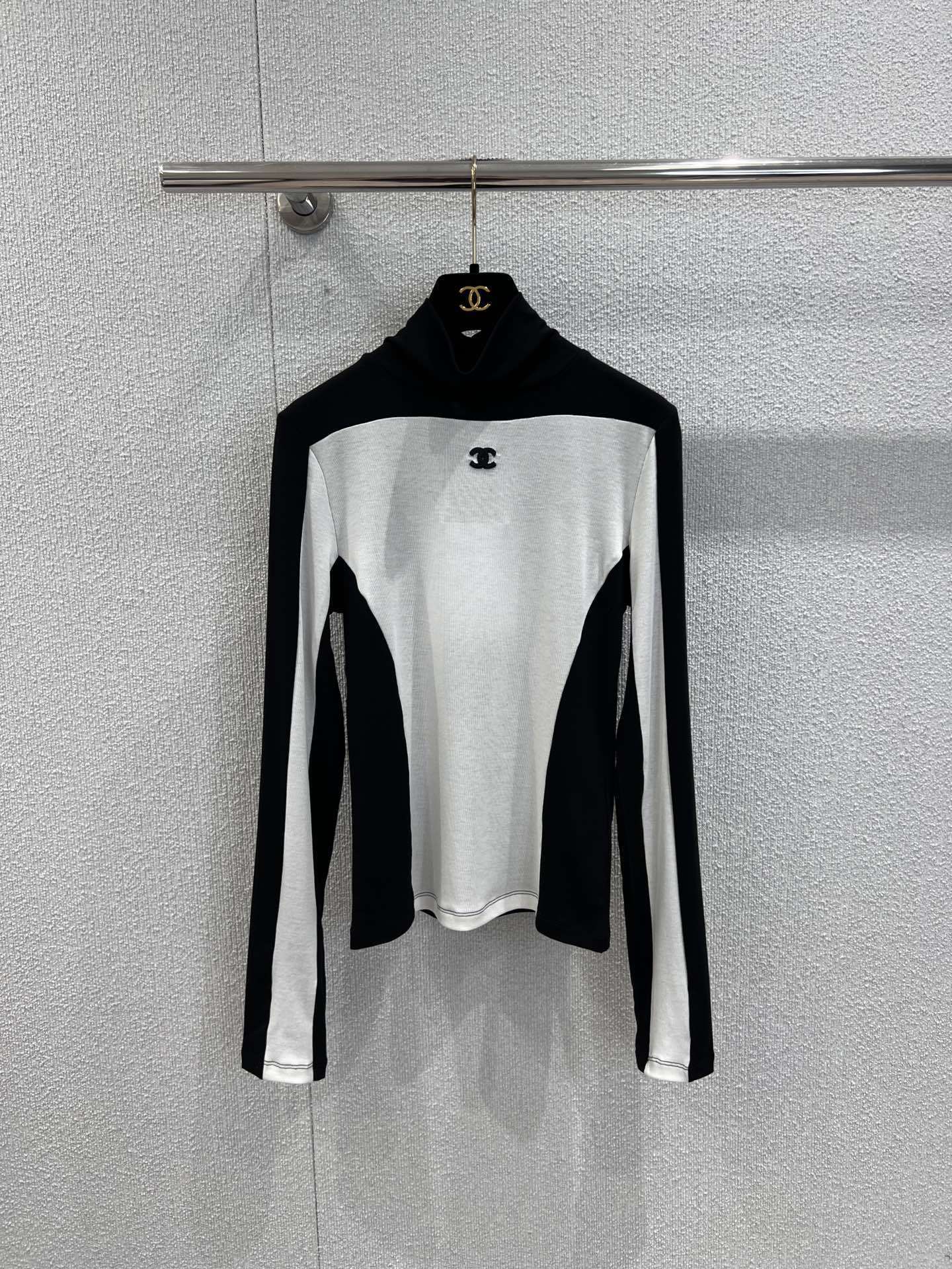 CHL Sweater 2 Color's