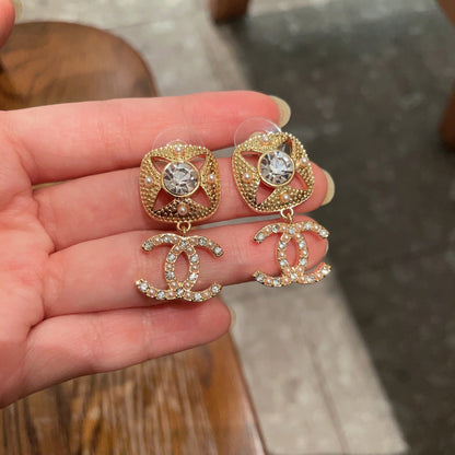 CHL Fashion earrings