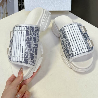 CHD D- wander  Slippers Woman 4 Color's 42