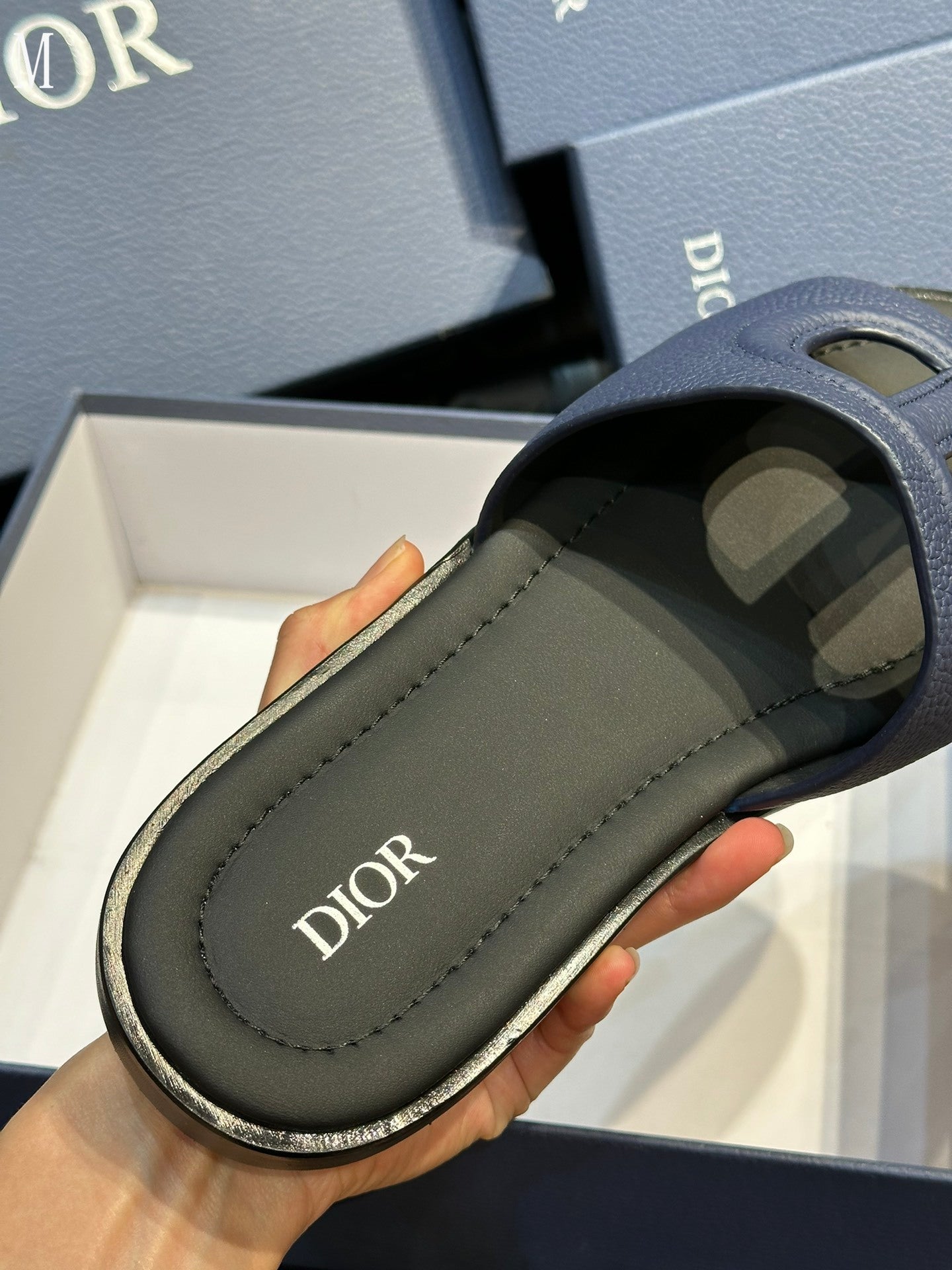 CHD Slippers   Man 3 Color's