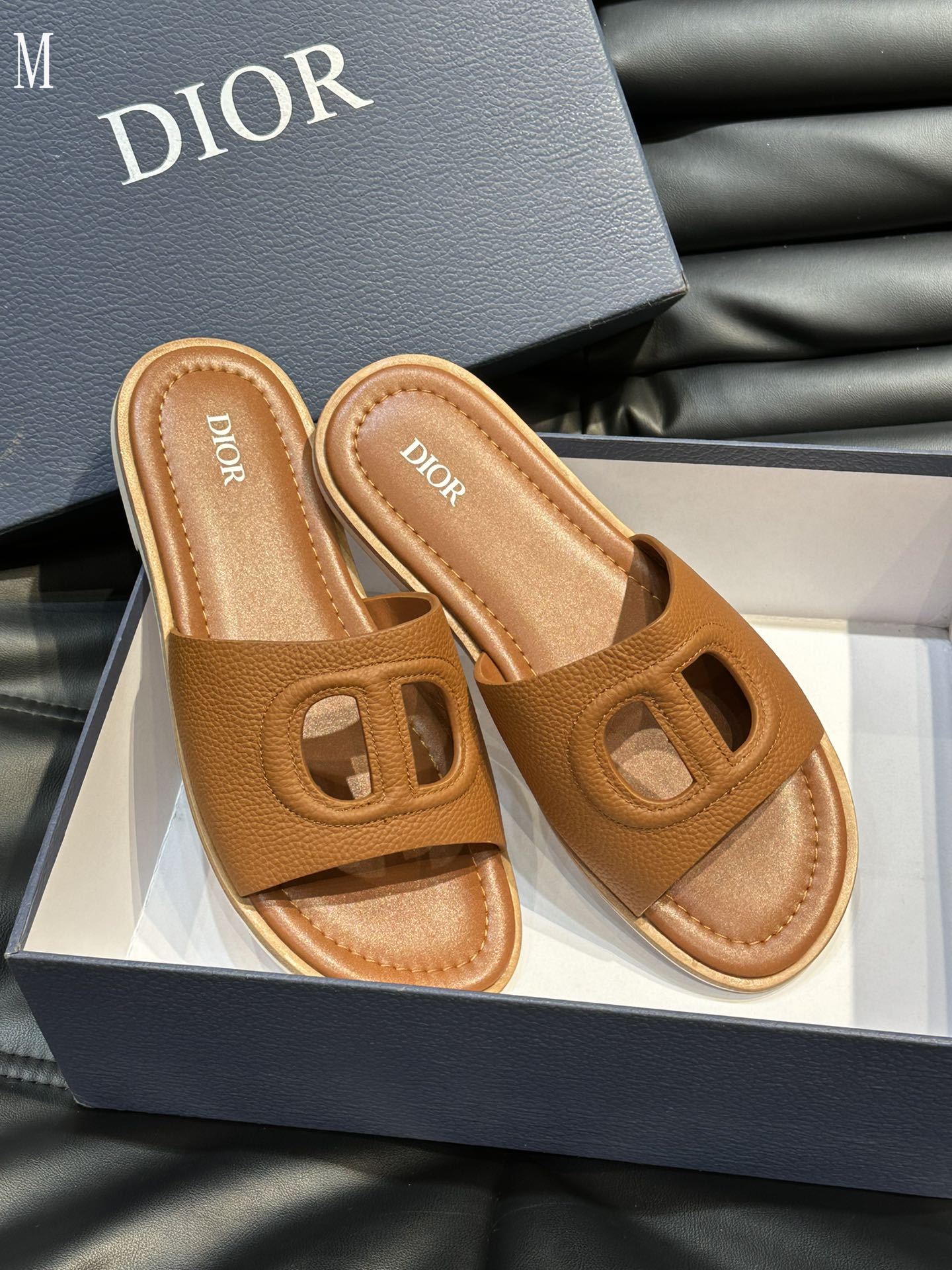 CHD Slippers   Man 3 Color's