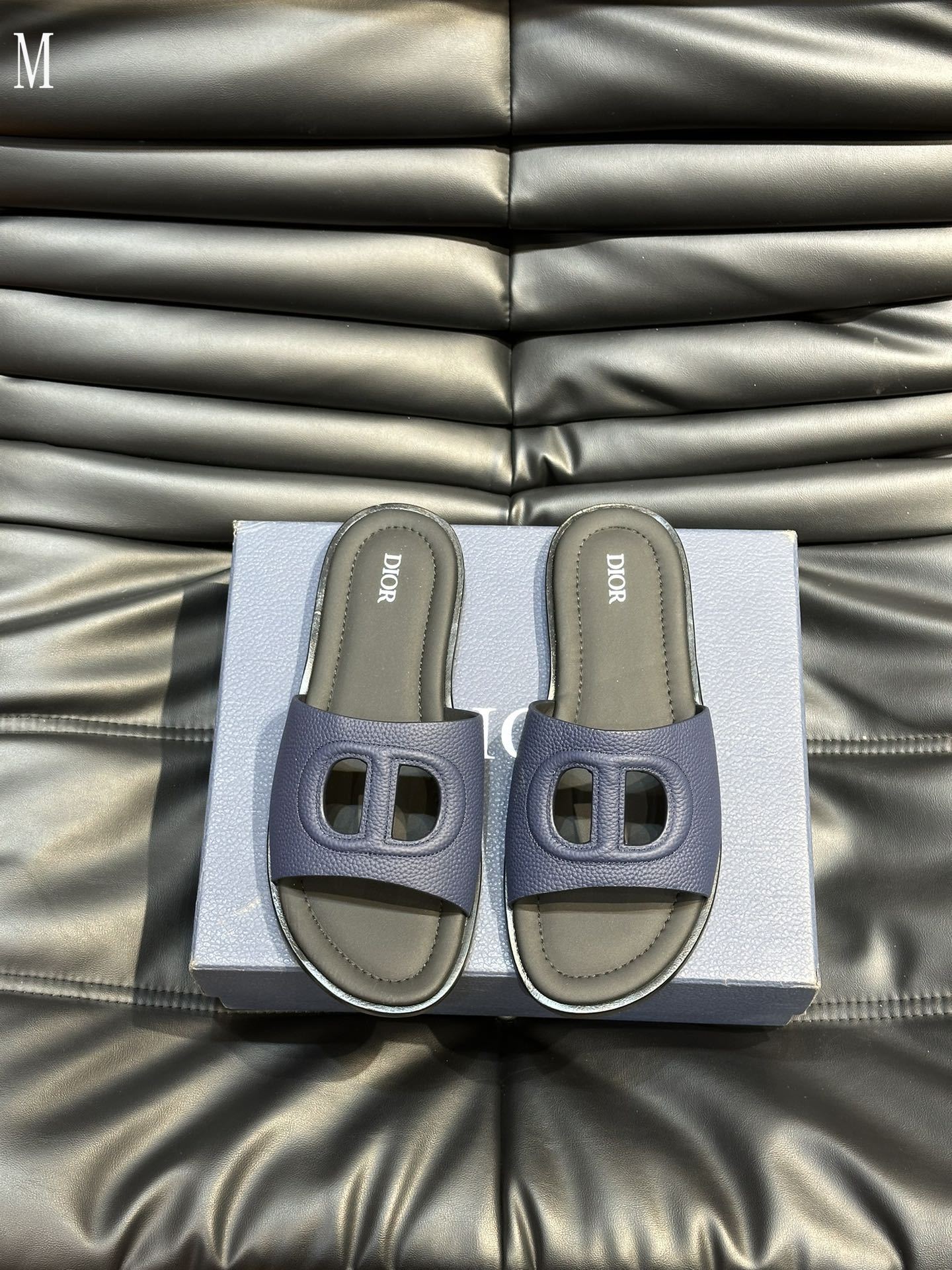 CHD Slippers   Man 3 Color's
