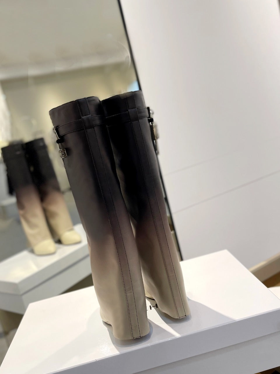GIVENJY  Boots High Shark