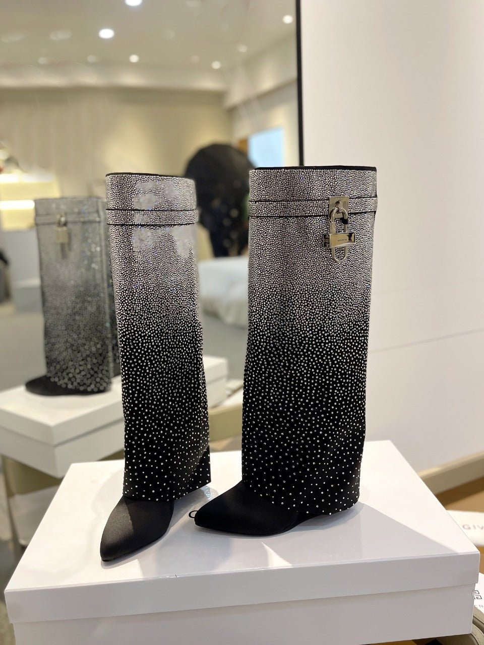 GIVENJY  Boots High Shark Stones
