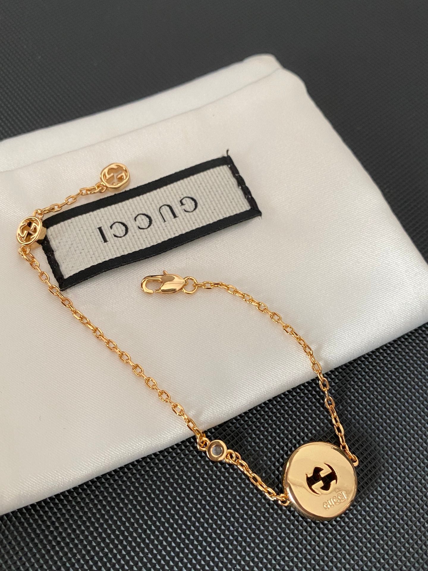 GU  Bracelet SALE-min order required