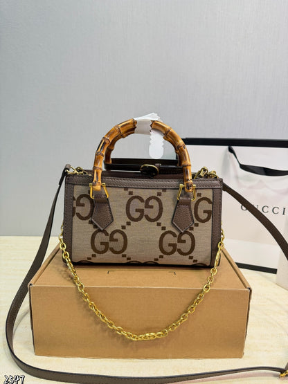 GU Jumbo Medium Top Handle Bag 26