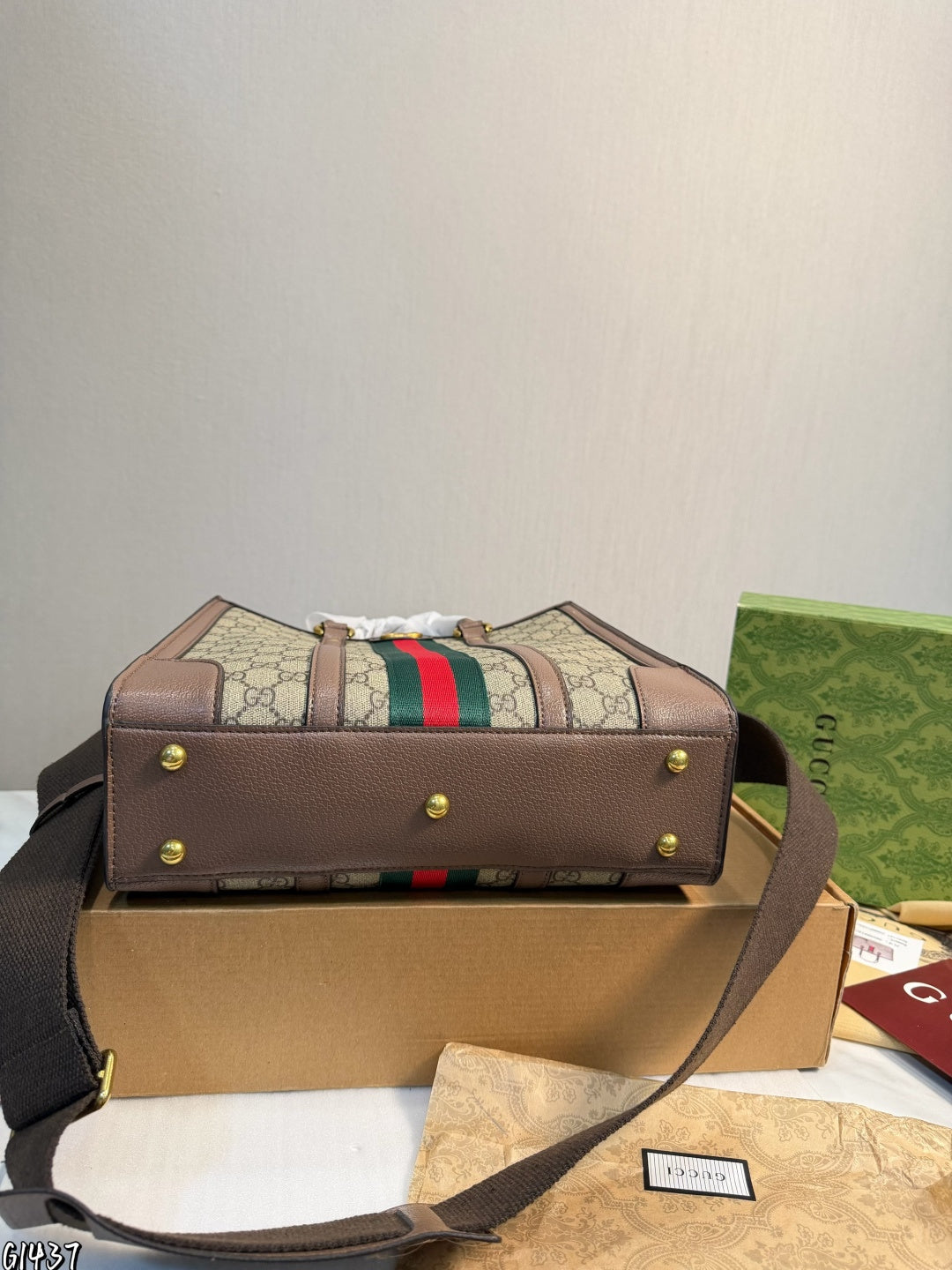 GU x SUPR Shopping  bag 32 cm